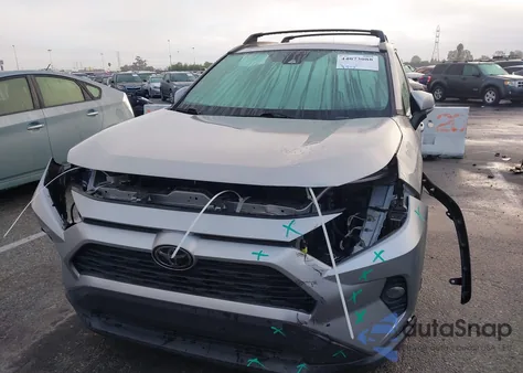 2019 Toyota Rav4 Xle from USA, damaged, VIN 2T3P1RFV1KC021183